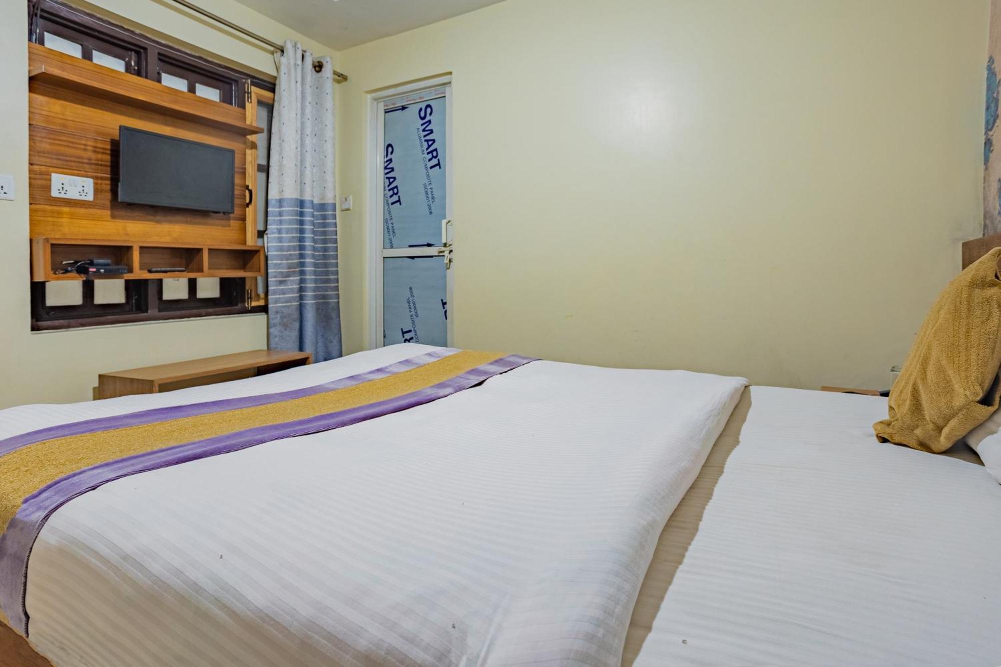 Oyo 821 Hotel Gauri Katmandu Dış mekan fotoğraf